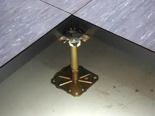 Фальшпол в стальной оболочке