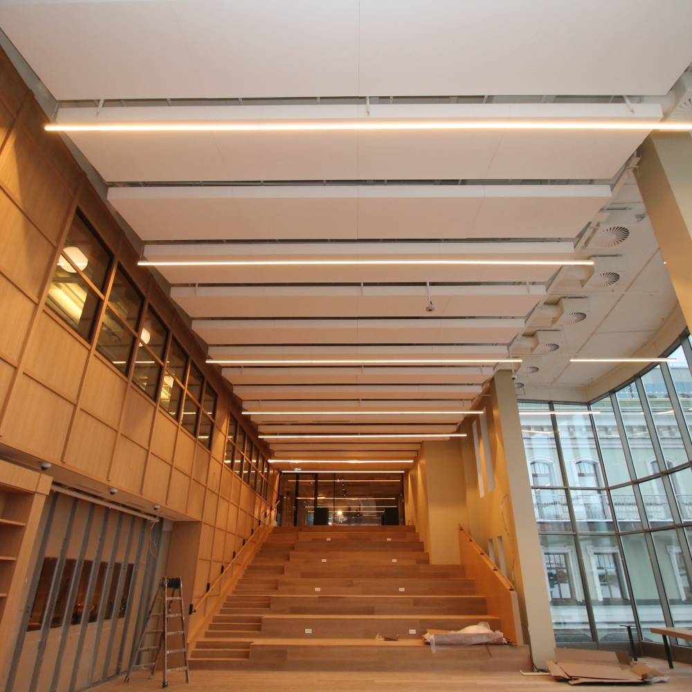 БЦ РОМАНОВ ДВОР