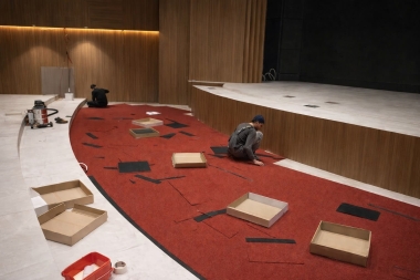 Сложный проект — профессиональное решение: амфитеатр в галерее