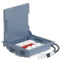 LEGRAND 089610 Напольная коробка на 18 модулей с крышкой из стали с антикорозийным покрытием